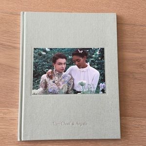 Van Cleef & Arpels catalog